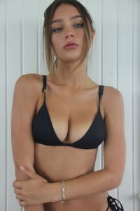 Hot Perky Instagram Model Cleavage